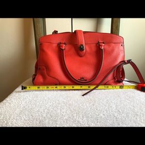 Coach Purse. Used a few times. No signs of wear.